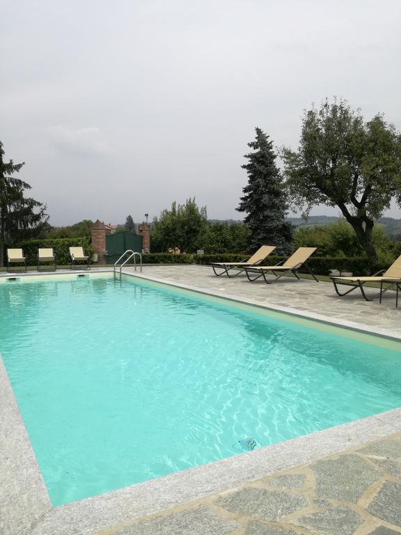 Agriturismo Bottega Di Rosanna 카스타뇰레 란제 외부 사진